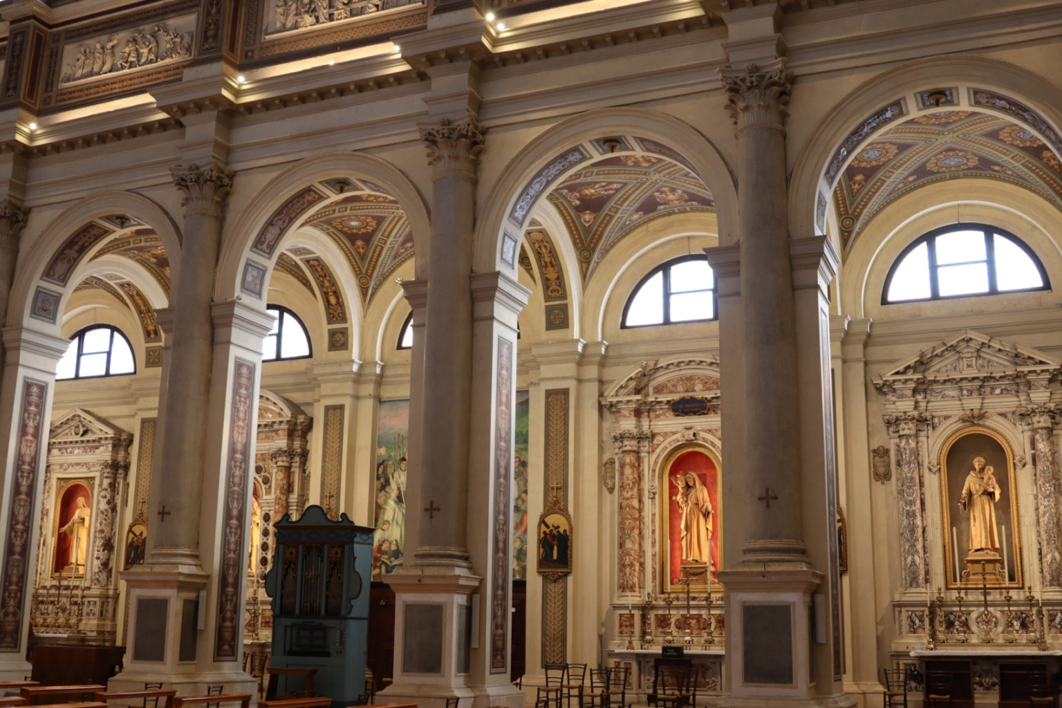 illuminazione chiesa led SCHIO – DUOMO S. PIETRO