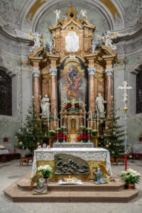 Illuminazione artistica intervento tecnico CORTINA D’AMPEZZO – BASILICA SS. FILIPPO E GIOVANNI