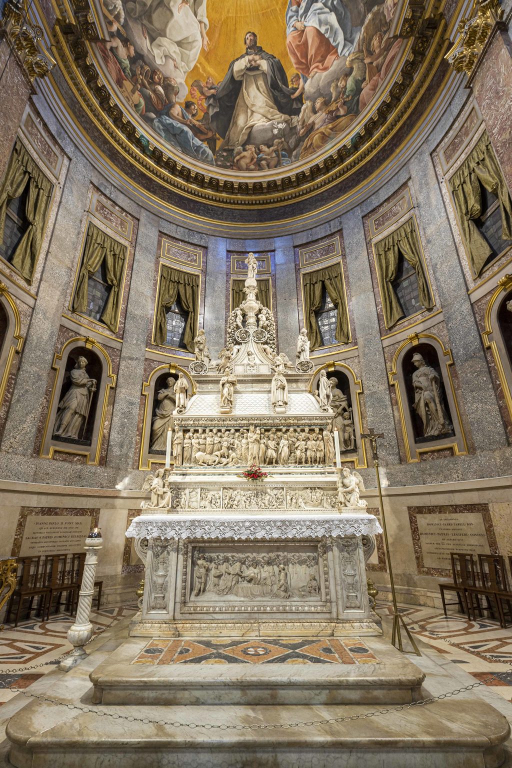 Intervento impianto di illuminazione BOLOGNA- BASILICA S. DOMENICO